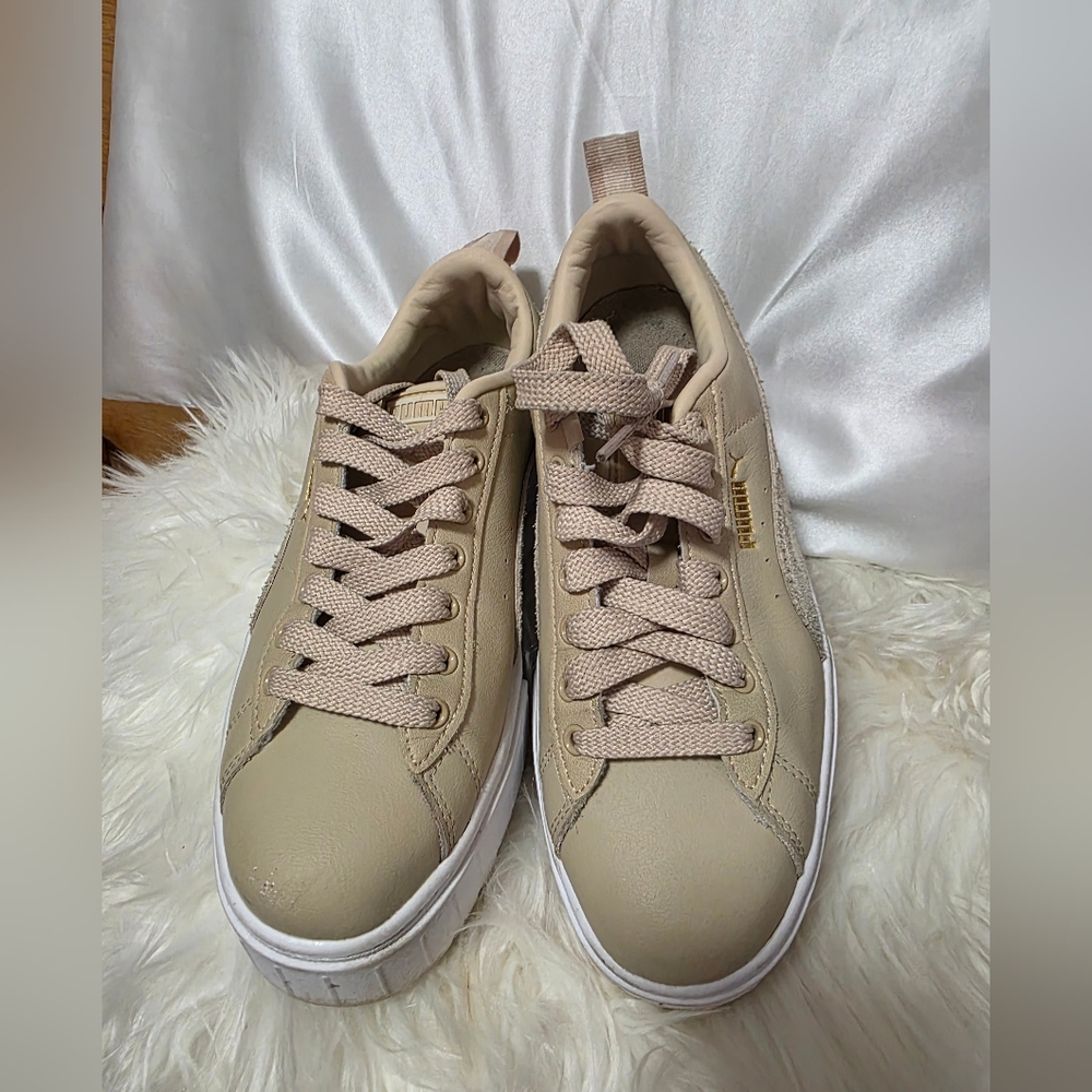 PUMA Women's Beige Platform Sneakers - Picture 2 of 6